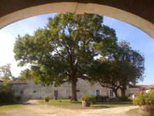 distillery-courtyard